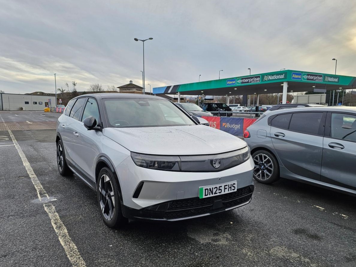 Unser Mietwagen am Flughafen Edinburgh