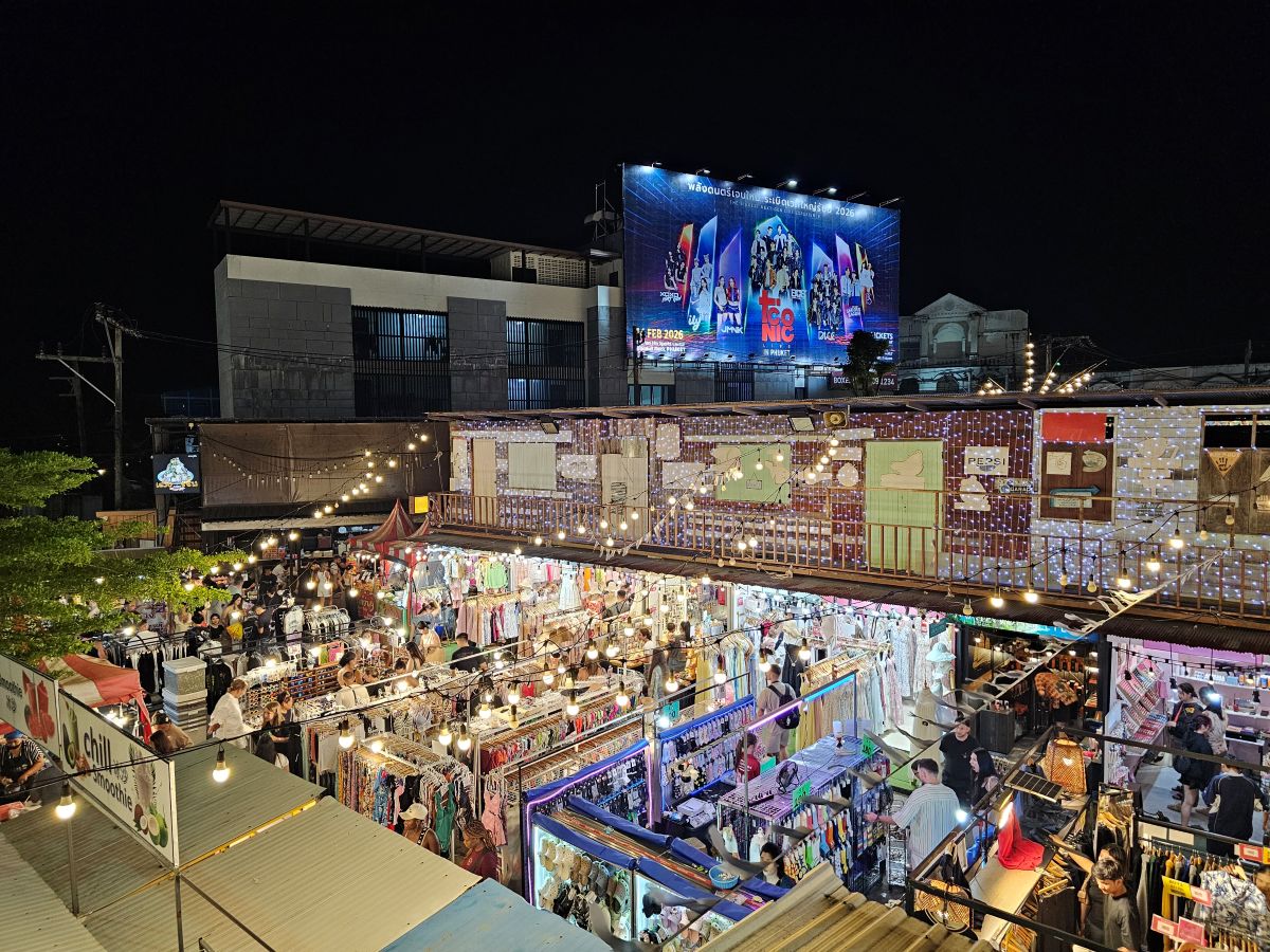 Auf dem Chillva Nightmarket in Phuket