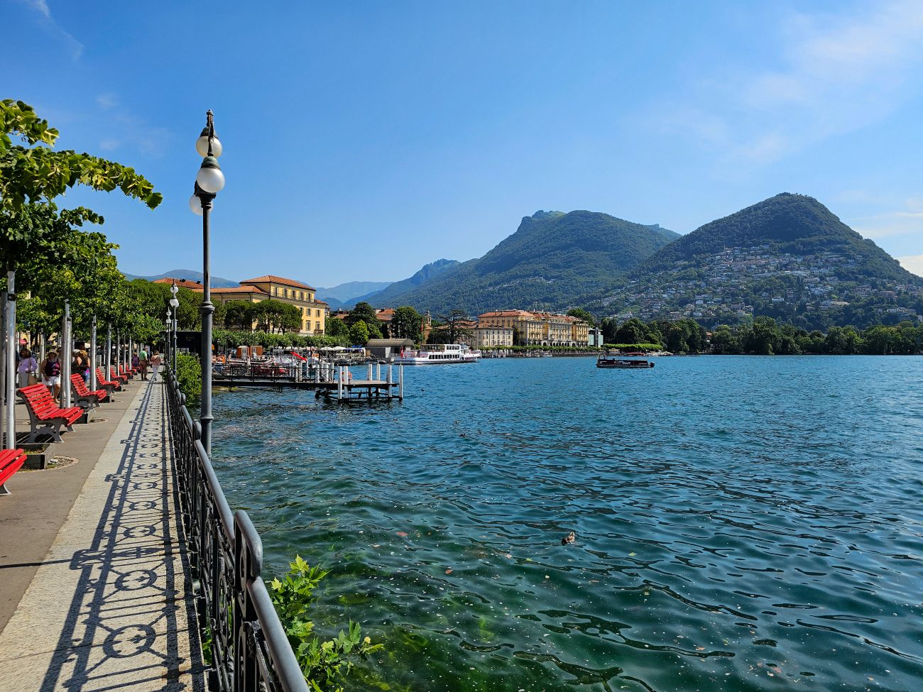 Lugano und der Luganersee mit Seepromenade