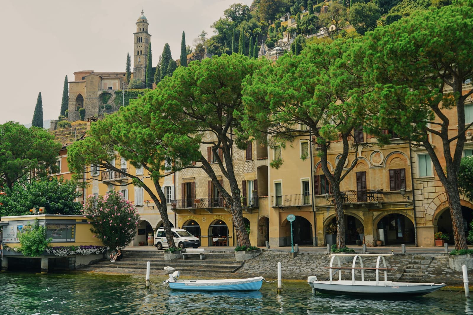 Der Ort Morcote nahe Lugano