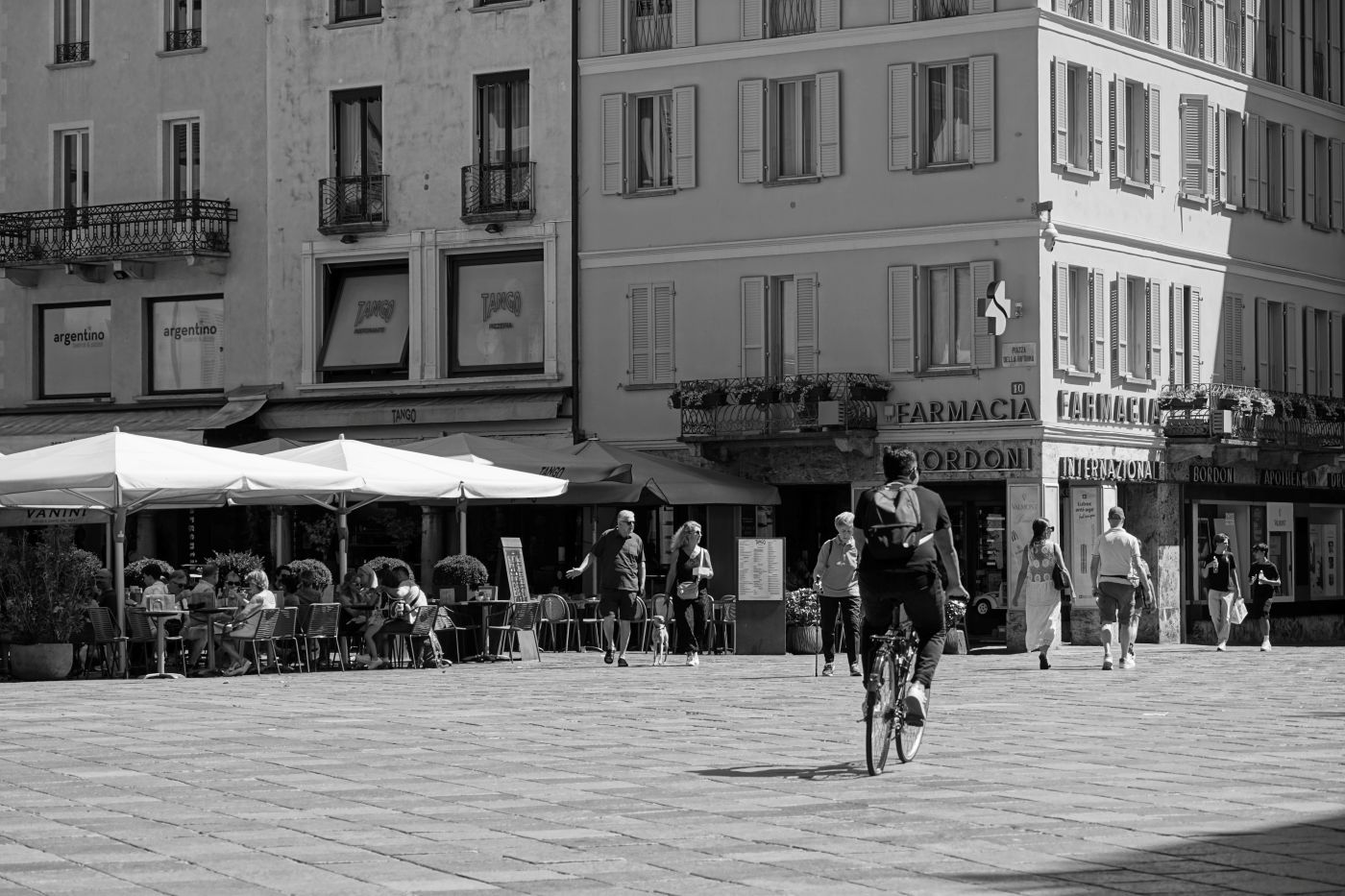 Piazza della Riforma in Lugano