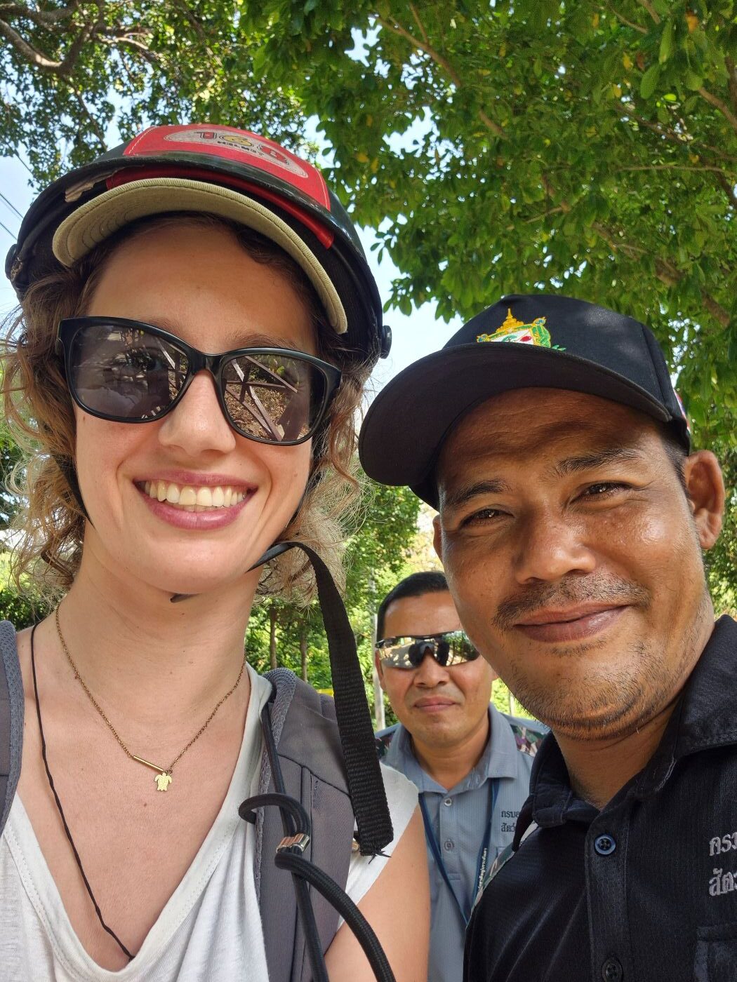 Selfie mit den Rangern aus dem Mu Koh Lanta Nationalpark
