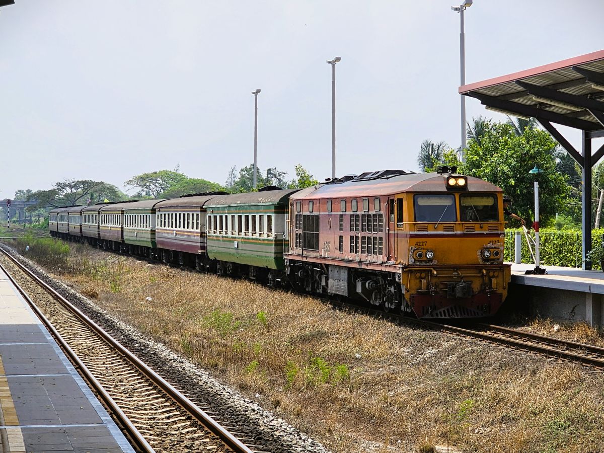 Zug in Thailand
