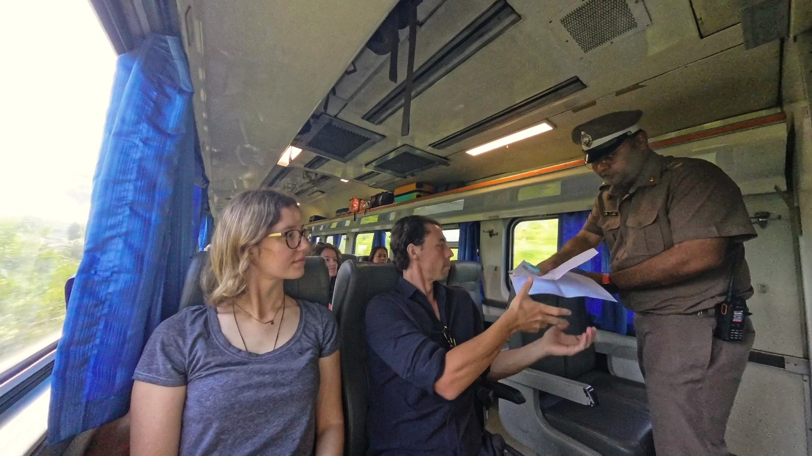 Tickets ausdrucken für den Zug in Thailand
