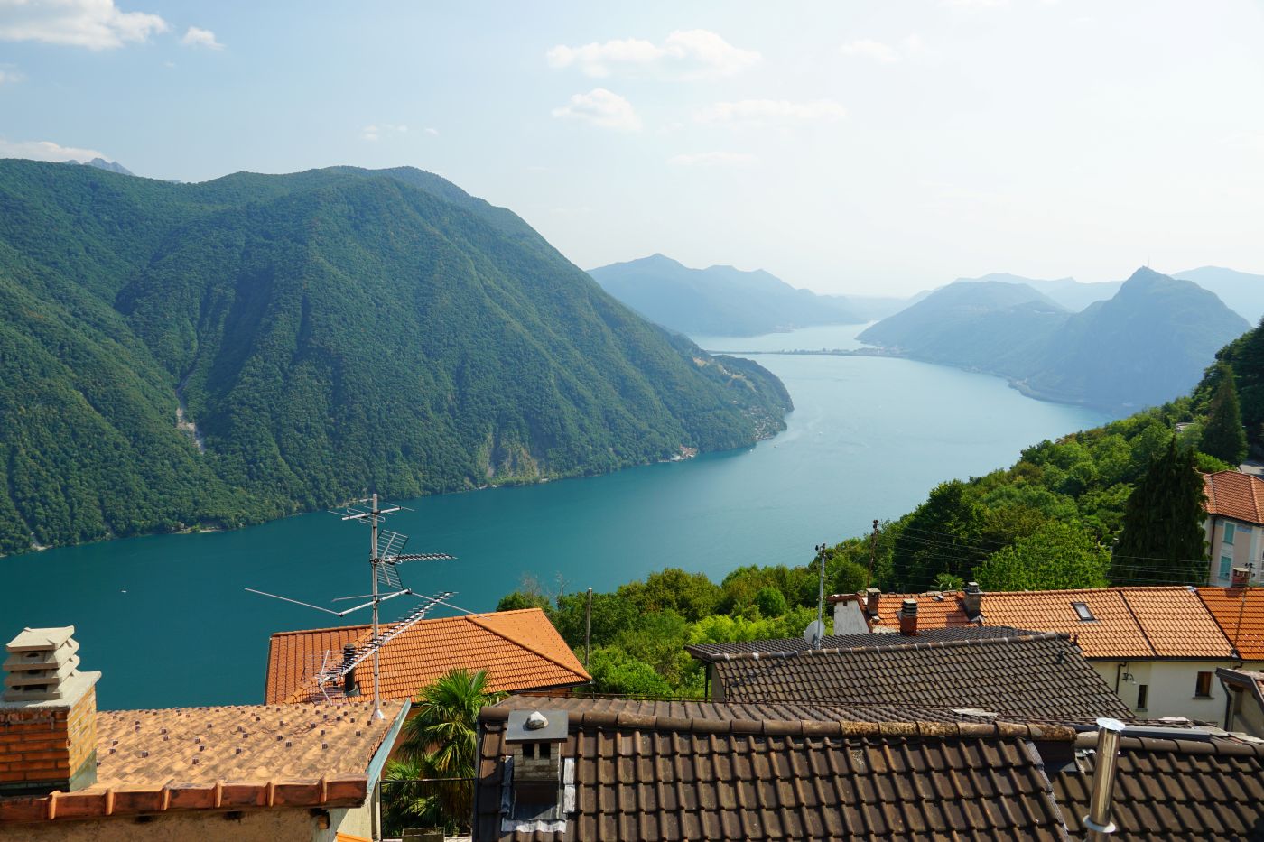 Ausblick vom Museum Wilhelm Schmid in Bre auf den Luganersee