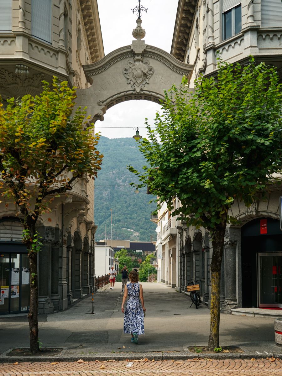 Theresa vom Reiseblog Reisekröten in Bellinzona