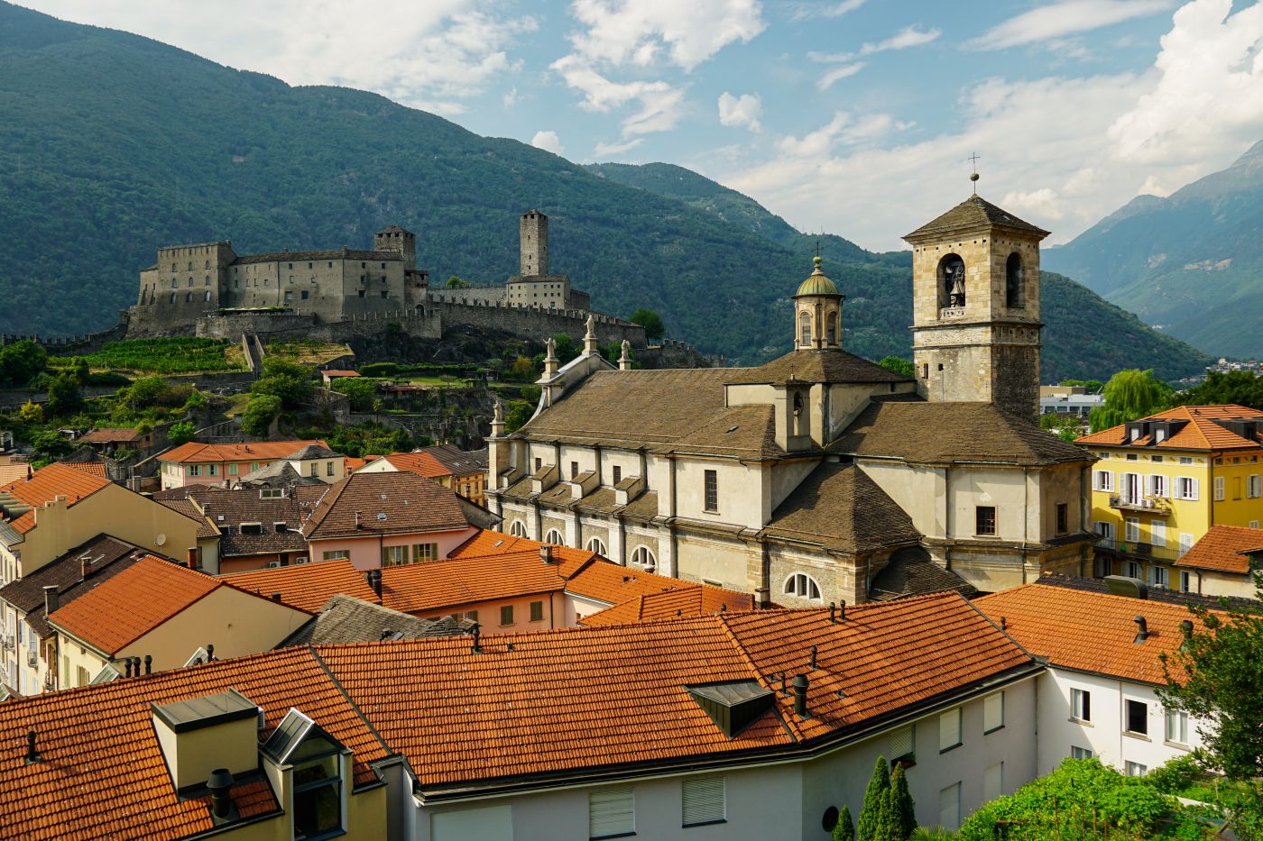 Die Stadt Bellinzona, Hauptstadt des Kanton Tessin in der Schweiz