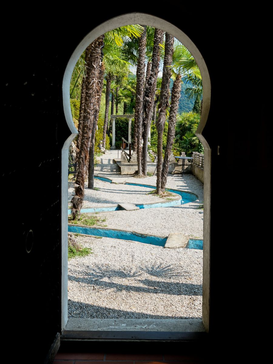 Blick aus dem arabischen haus im Parco Scherrer
