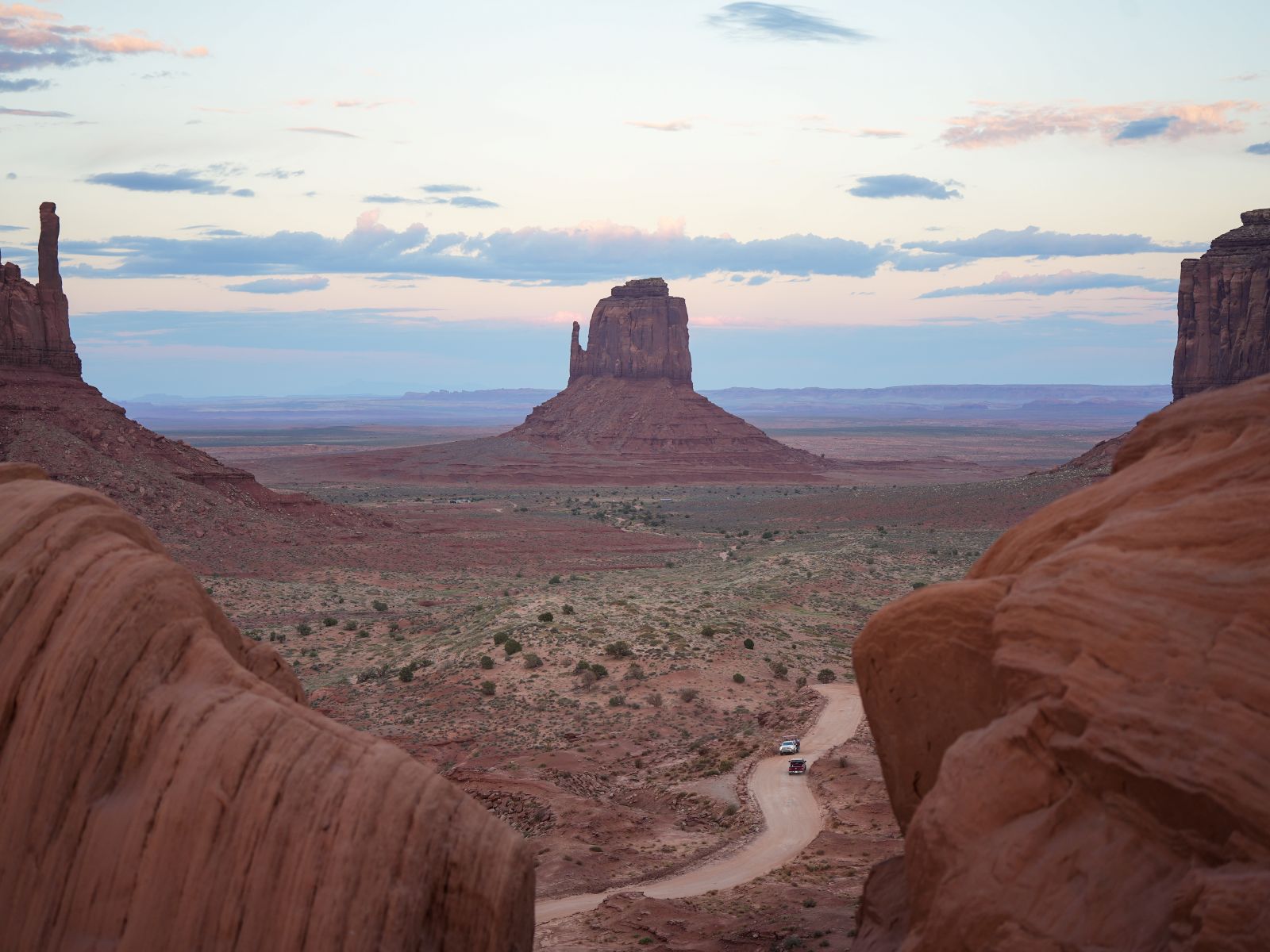Blick auf das Monument Valley und den Scenic Drive