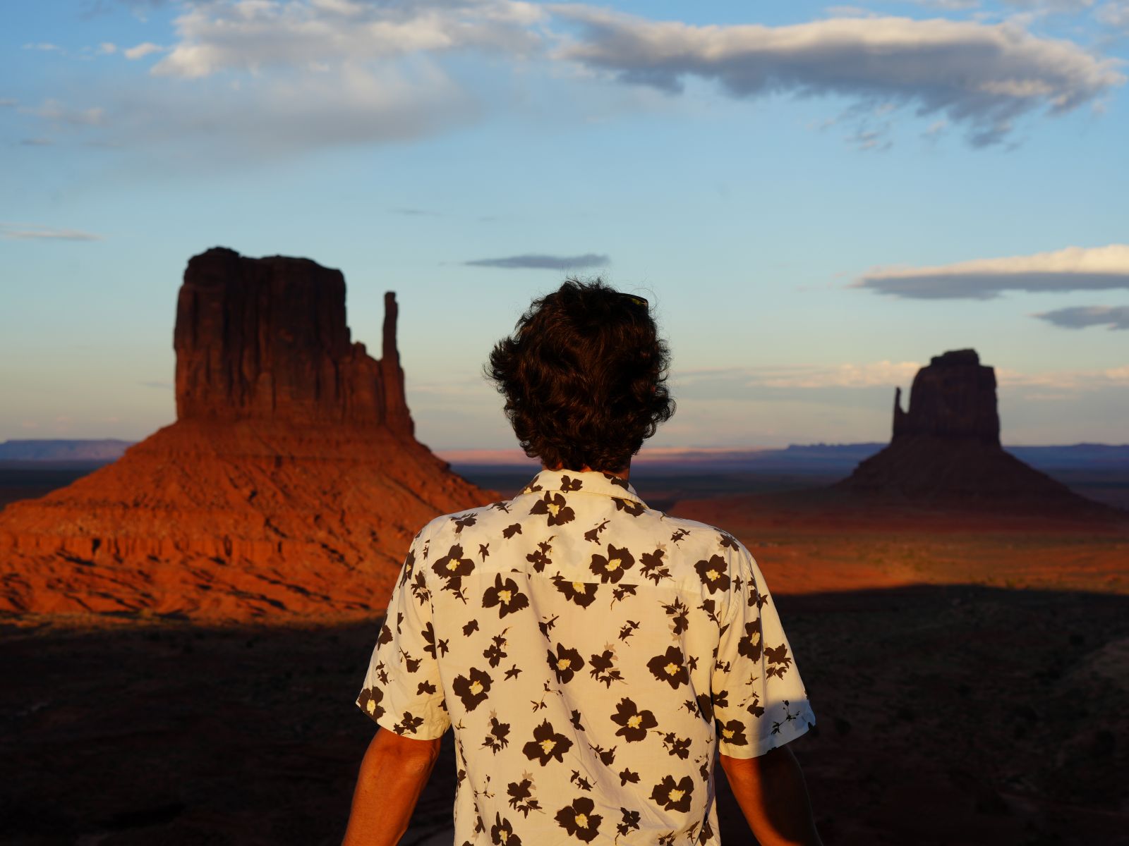 Chris von Reisekröten bei Sonnenuntergang am Monument Valley