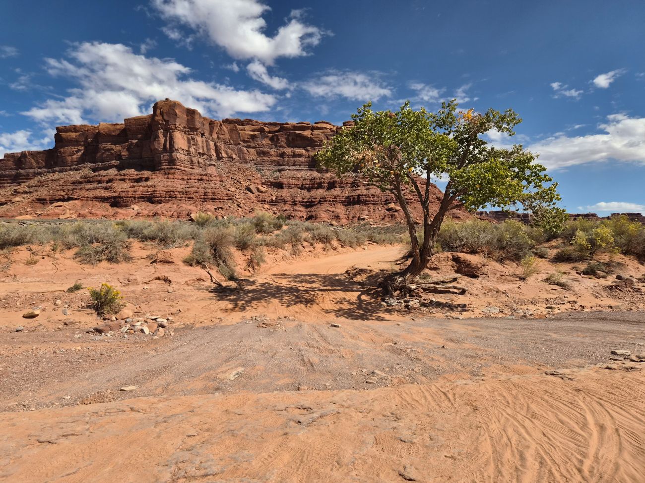 Fahrt durch das Valley of the Gods, nahe dem Monument Valley
